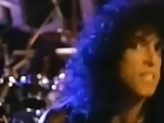 Kiss - Hide Your Heart