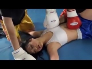 Japanese 2 on1 mixed sex boxing