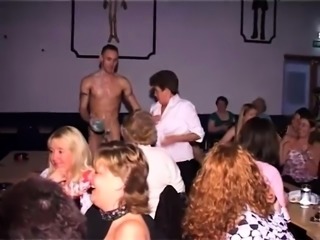 Amateur milfs having fun with young studs in wild CFNM party
