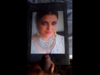 Cum tribute to Bollywood actress Aishwarya 2