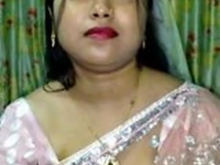 This is the slideshow set of busty and chubby Indian women