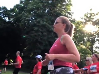 Thick PAWG MILF Jogging in Skin-Tight Spandex